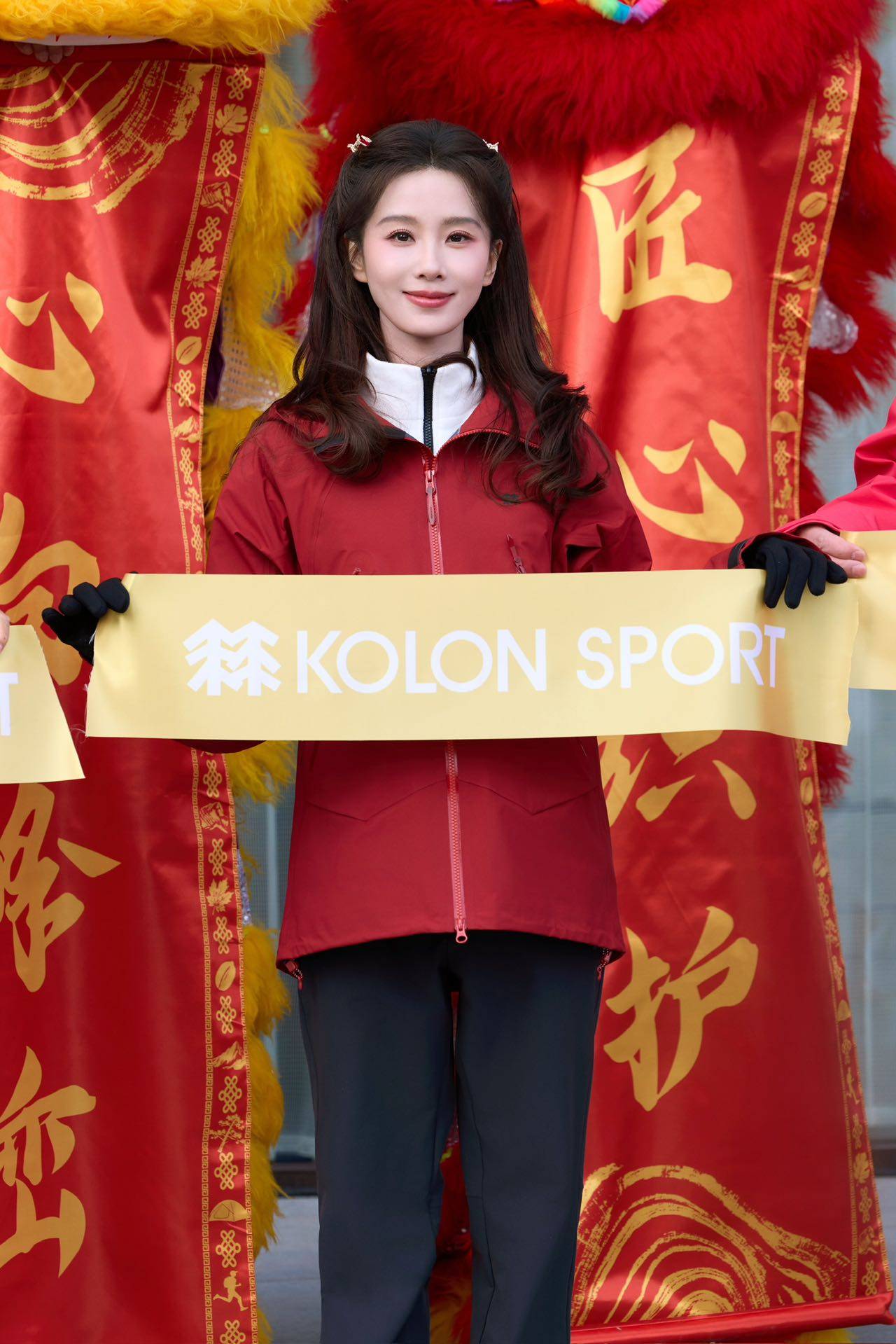 场面！女大装扮+宠粉送咖啡双向心动不朽情缘平台刘诗诗北京活动再现名(图6)